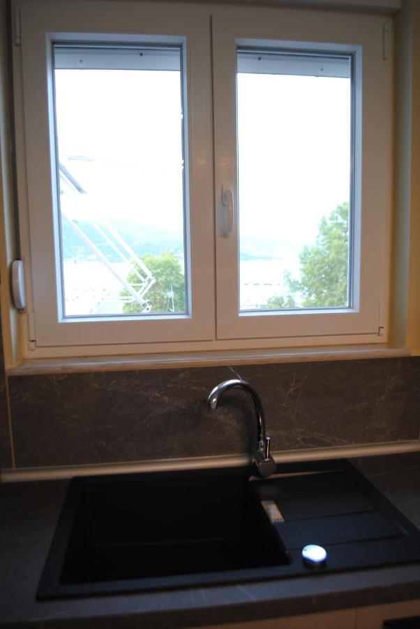 Apartamento Sea Breeze Nea Iraklitsa Exterior foto