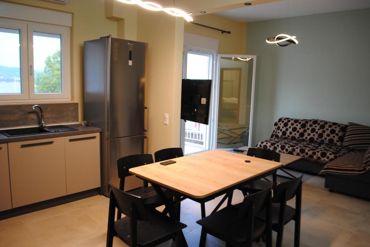 Apartamento Sea Breeze Nea Iraklitsa Exterior foto